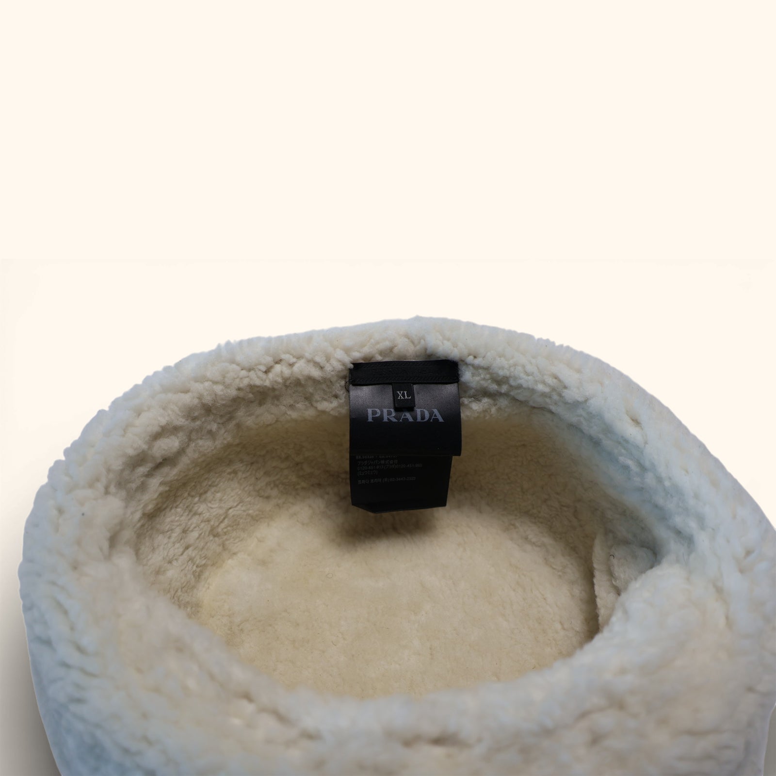 Suede shearling bucket hat