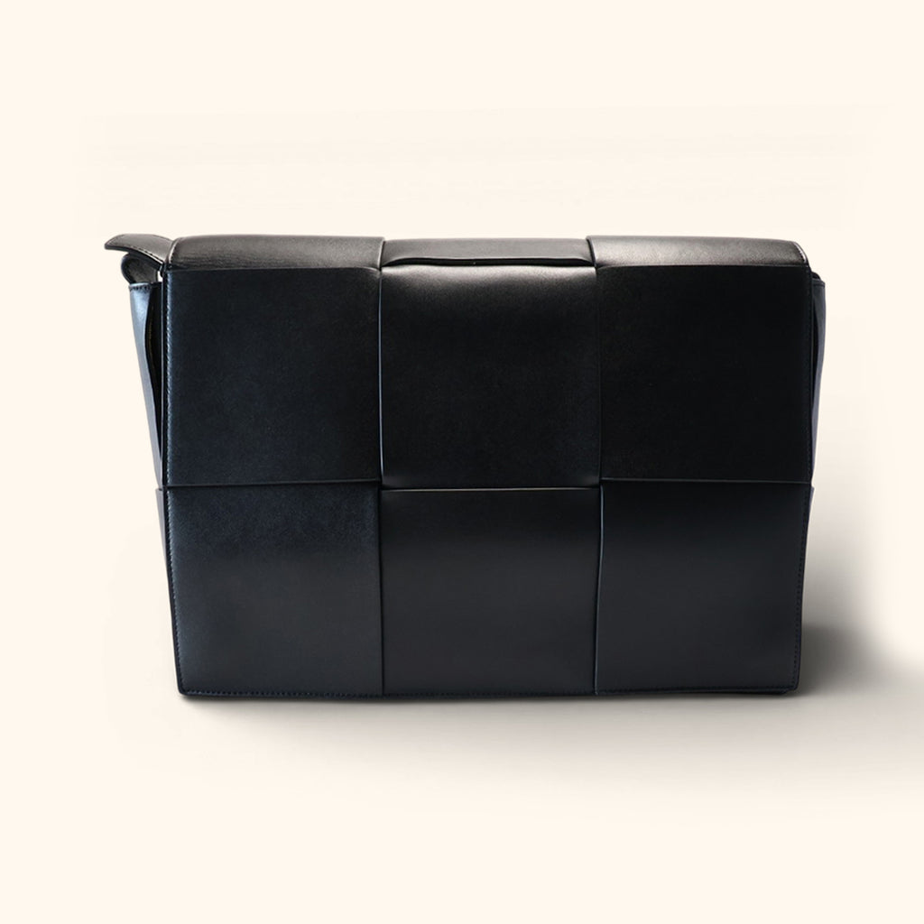 Intrecciato with adjustable strap
