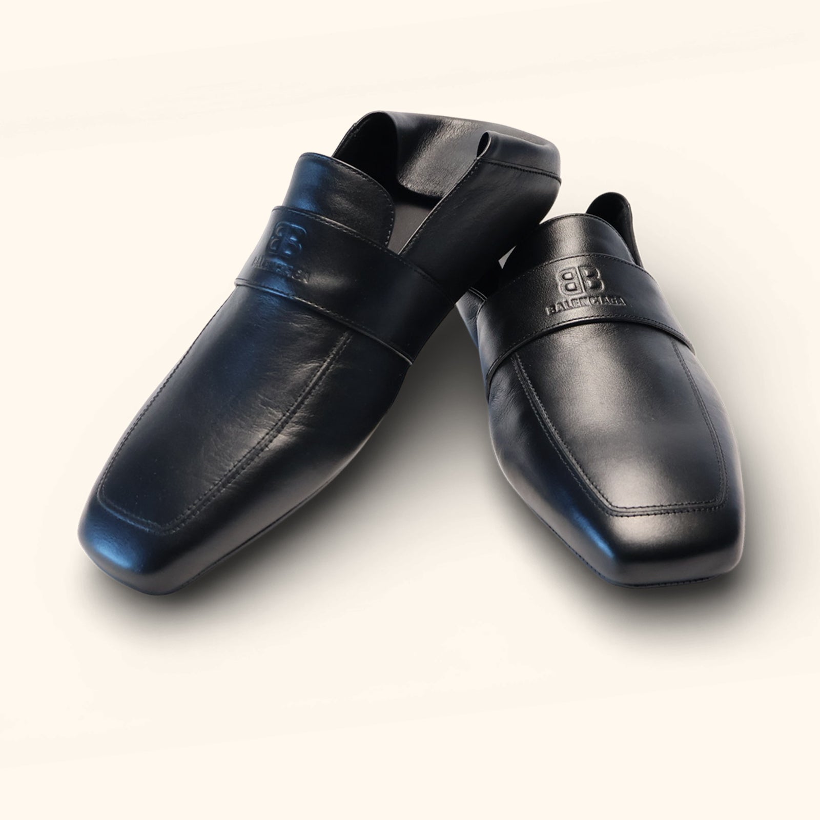 SHOE MULES