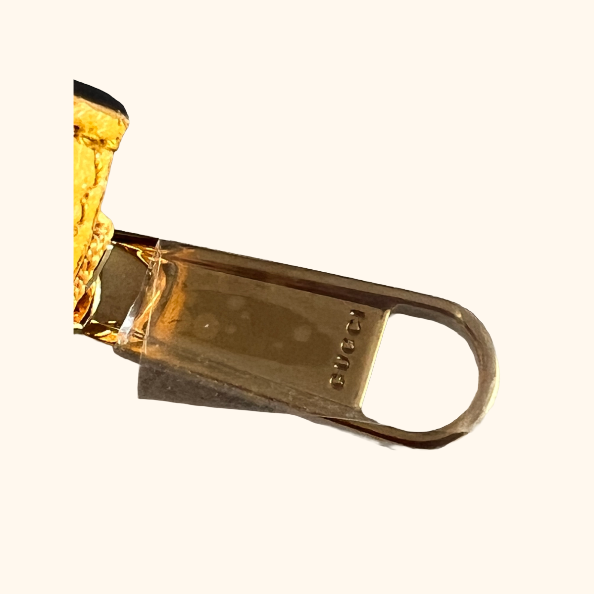Gucci gg supreme card