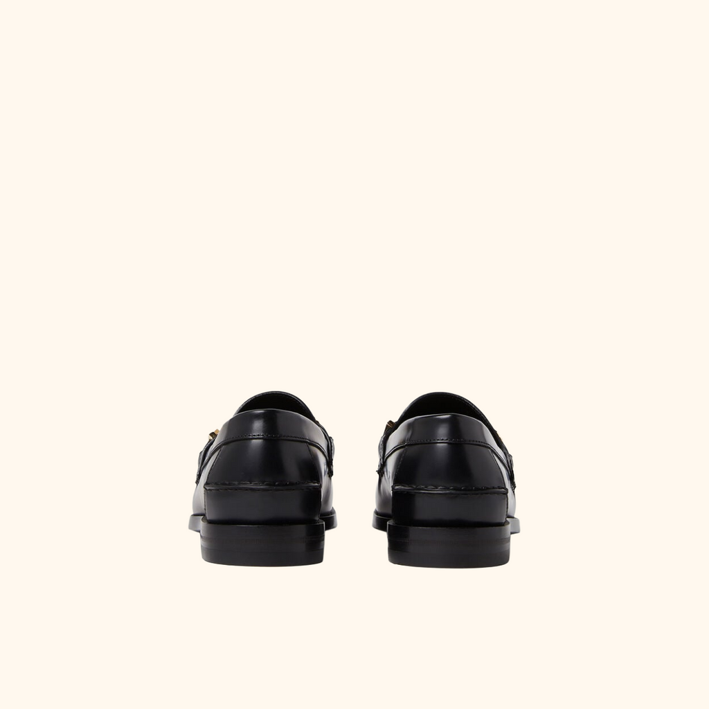 Logo plaque loafer