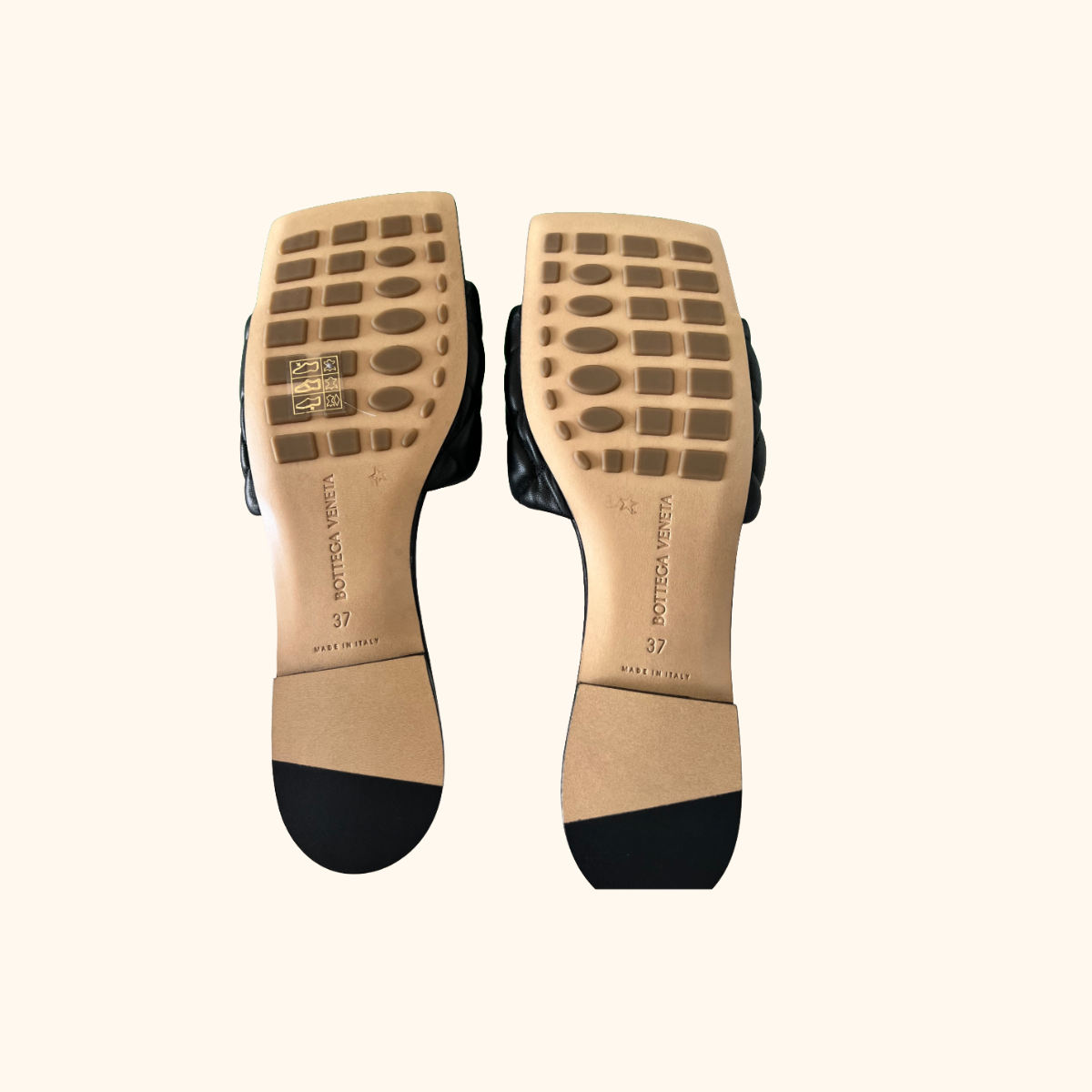 PADDED SLIDE FLAT