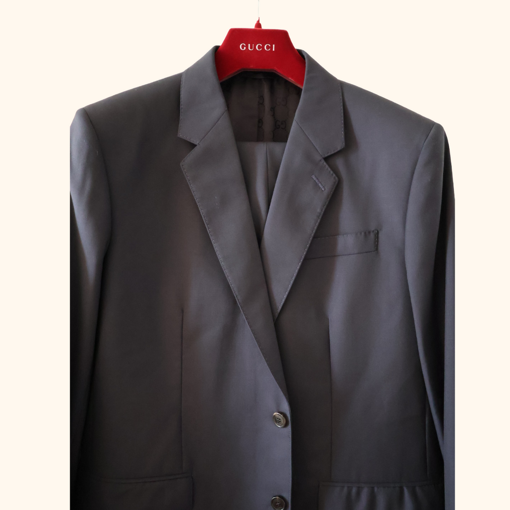 Men’s suit
