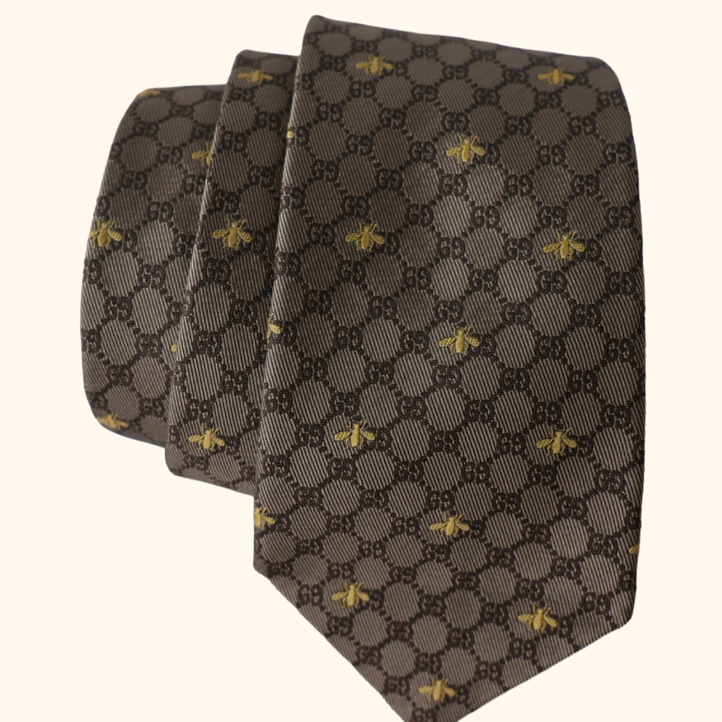 GG featuring Bee tie
