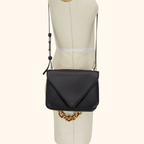 Mount cross body