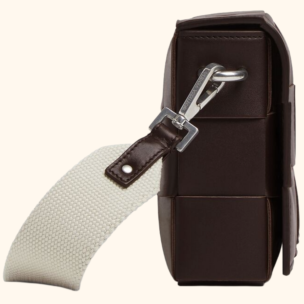 Leather Intreccio cassette cross body bag