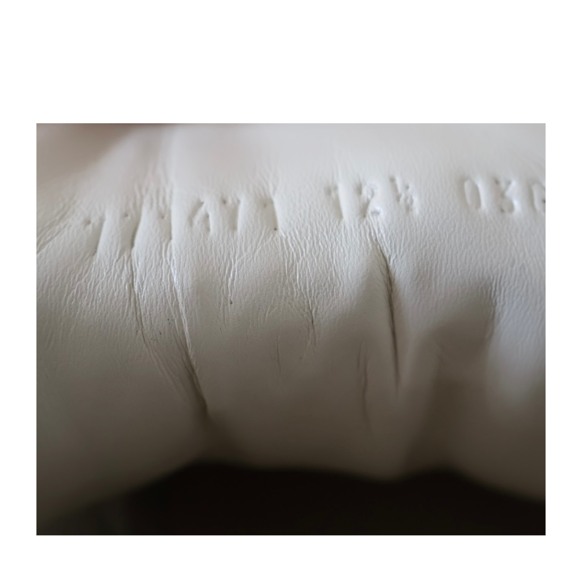Gucci Ripple Sneaker Off White